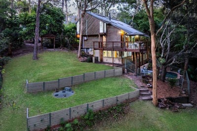 /international/au/383-fig-tree-pocket-road-fig-tree-pocket-qld-151875376/