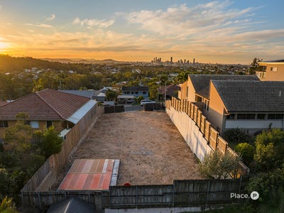 /international/au/7-kneale-street-holland-park-west-qld-205264575/