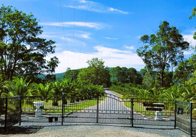 /international/au/458-farrawells-road-telegraph-point-nsw-7998439/
