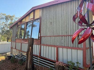 /international/au/lot-13-two-twelve-street-proston-qld-152252664/
