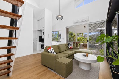 /international/au/9-22-york-street-indooroopilly-qld-152229552/