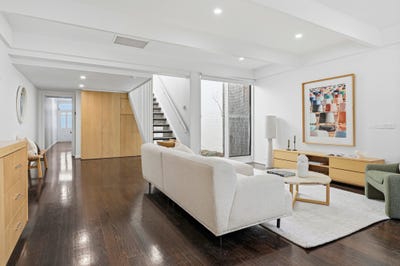 /international/au/13-edgerton-street-hawthorn-vic-151883600/