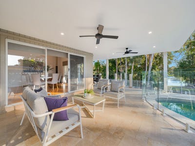 /international/au/61-karawatha-drive-mountain-creek-qld-152050852/