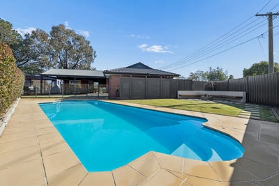 /international/au/4-bowerbird-place-carrum-downs-vic-152114428/