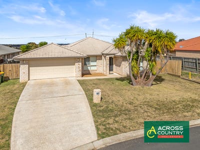 /international/au/21-parkside-drive-kingaroy-qld-152174024/
