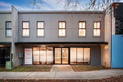/international/au/411-kiewa-street-south-albury-nsw-152104712/