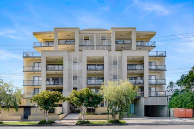 /international/au/19-11-grosvenor-road-indooroopilly-qld-152170176/