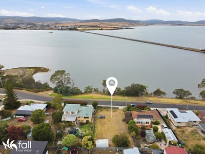 /international/au/28-lake-vue-parade-midway-point-tas-205263955/