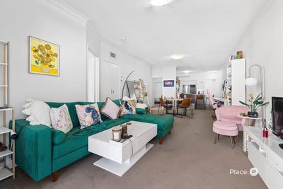 /international/au/6-82-berwick-street-fortitude-valley-qld-151775644/
