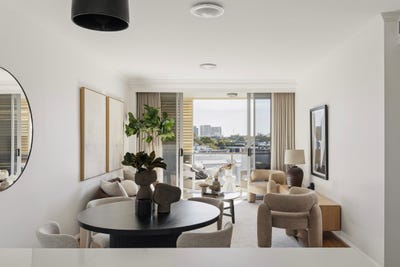 /international/au/214-806-bourke-street-waterloo-nsw-151844152/
