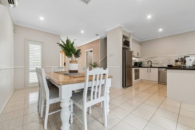 /international/au/6-2-coventry-drive-sandhurst-vic-151241424/